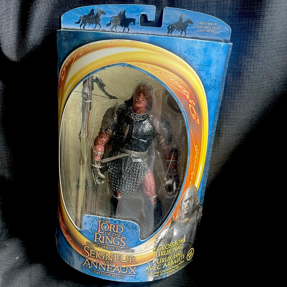2003 Lord of the Rings CROSSBOW URUK-HAI Return of the King 7” Action Figure